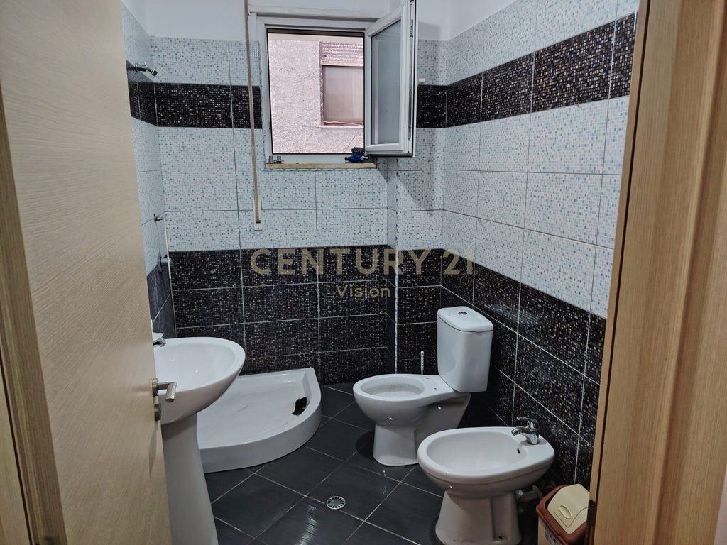 Apartment 1+1 for sale Center Shkodër | 80 m² 120,000 €