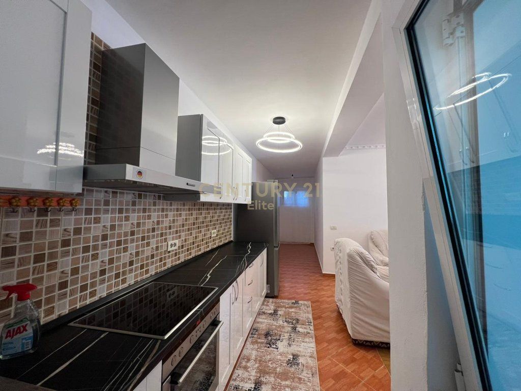 Appartamento 2+1 in Affitto a Kodra e Priftit, Tirana - 50.000 Lek | 109,3 m² EL141816