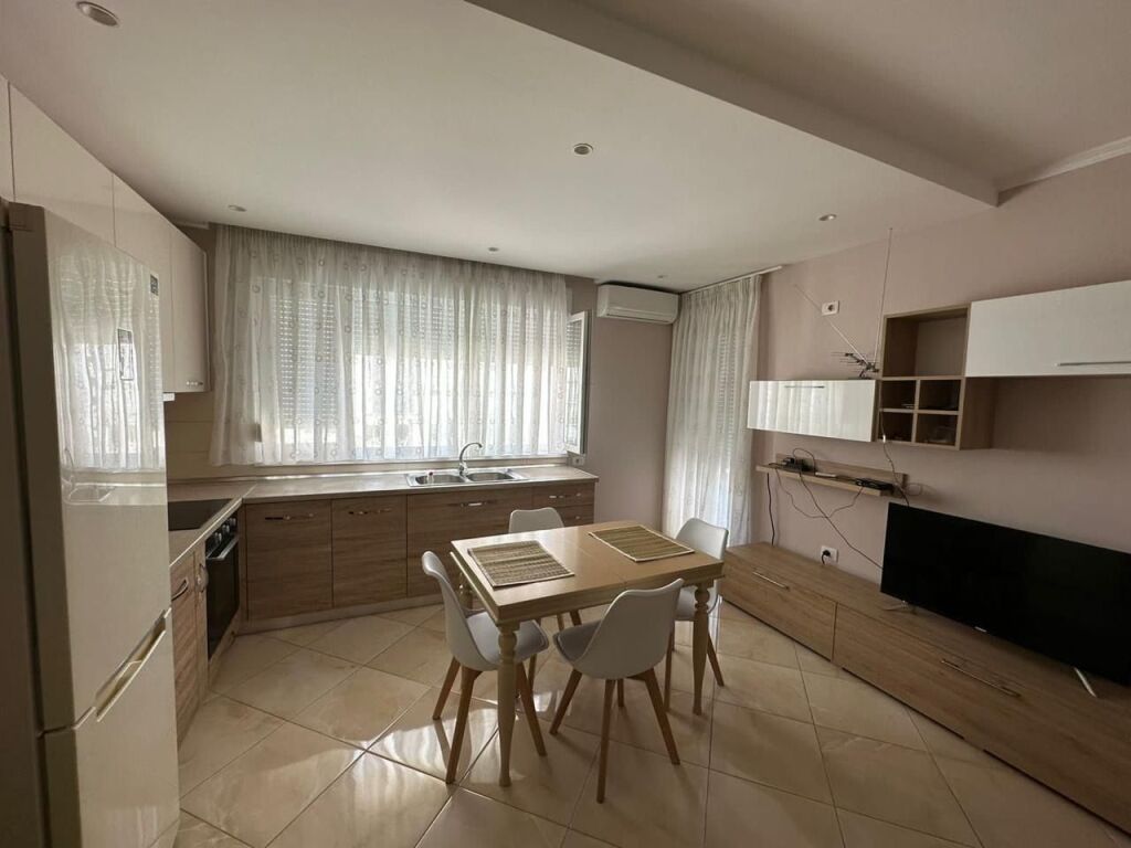 Appartamento 1+1 in affitto al complesso contatto
