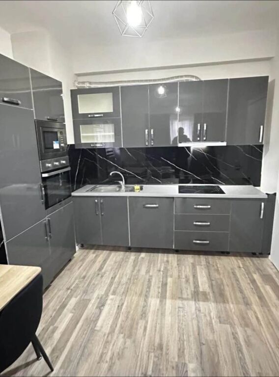 1+1,urban gate astir,430 mije leke