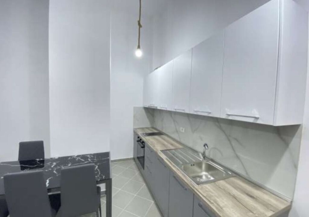 1+1/Qera📍Ali Demi 📌350€