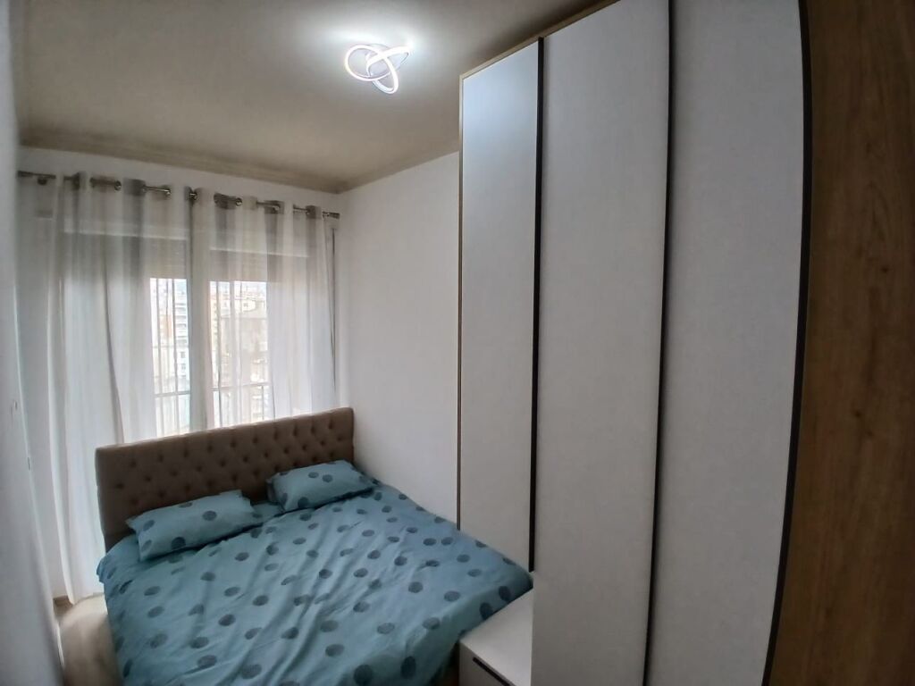 Appartamento 1+1+1 Balcone In Affitto