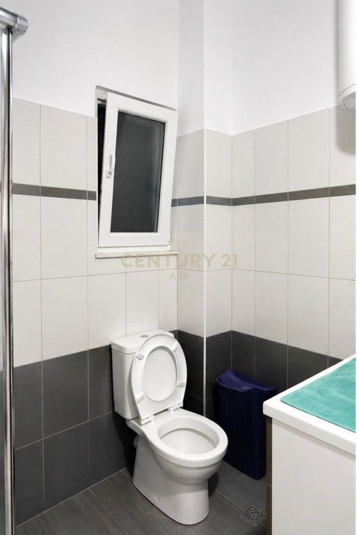 Shitet apartament 2+1 ne hyrje te Freskut! 162,200 €