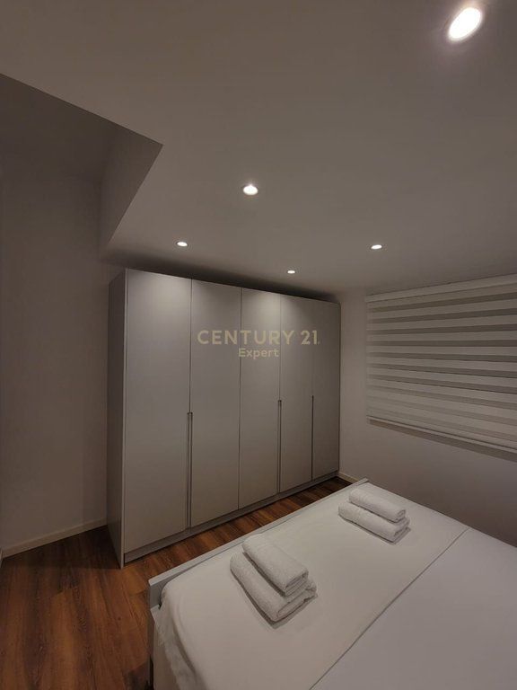 APARTAMENT 1+1 ME QIRA KAT VILE RRUGA E DURRESIT! 550 € /Muaj