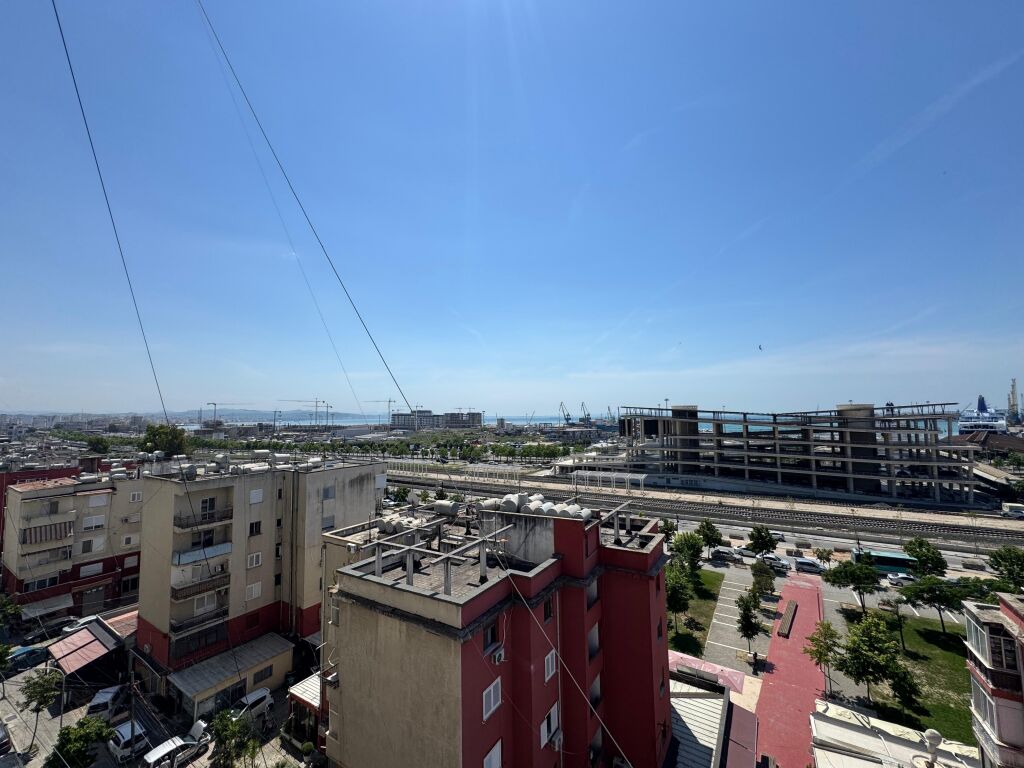 Shitet Apartament 2+1 Pamje Fantastike Deti