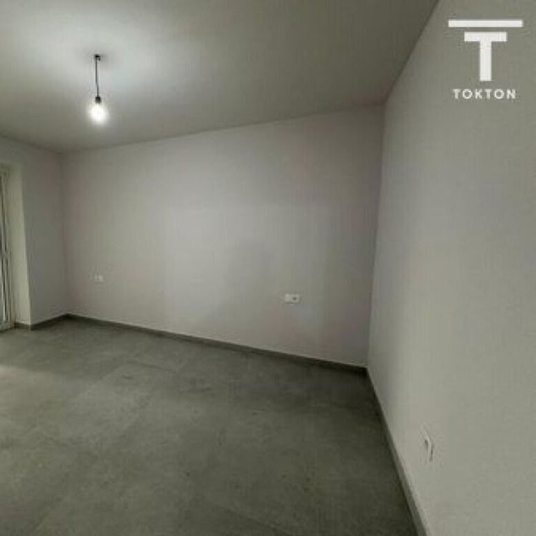 QIRA, APARTAMENT (AMBIENT BIZNESI), BRRYLI, TIRANË