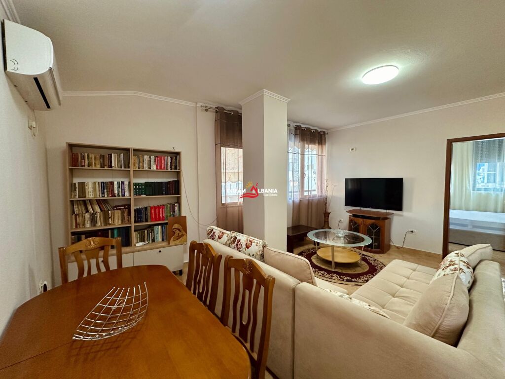 Jepet  Apartament me qera 2+1+2 tek Selvia (ID 42215561)
