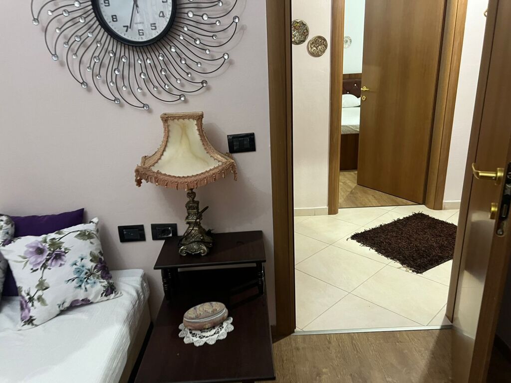 APARTAMENT 2+1 PER QERA PRANE RRETHIT SELITES