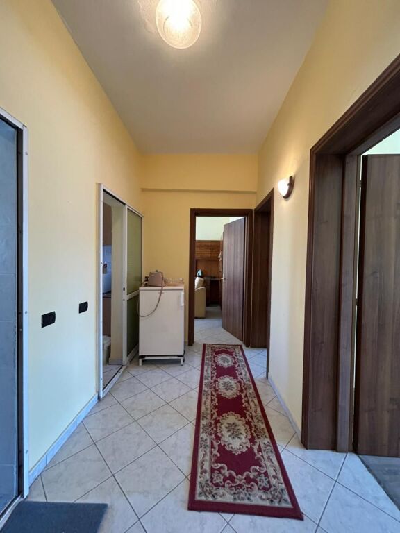 Shitet Apartament 2+1 | Pallati i Sportit, Durrës