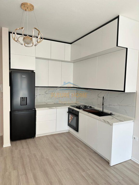 Affitto, Appartamento 2+1+2, Zogu i Zi, Tirana 650 €
