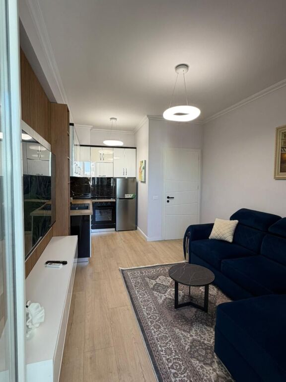🏡 Shitet Apartament 1+1  📍 Rr. Teodor Keko (pranë Raiffeisen Bank), Astir