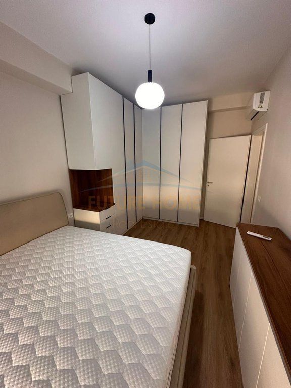 Shitet, Apartament 1+1, Tiranë.