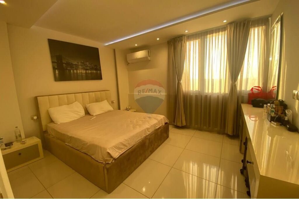 Apartament 2+1 per shitje ne Laprake!