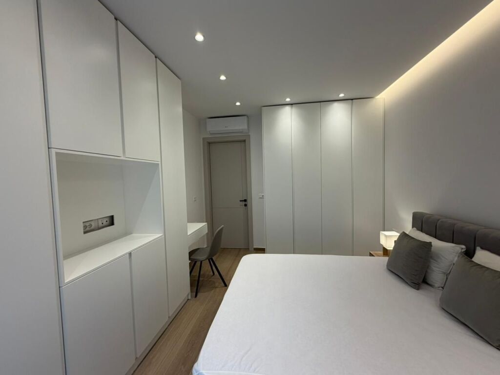 Affitto | Apartament 1 + 1 | Zogu i Zi | 720 €/mese