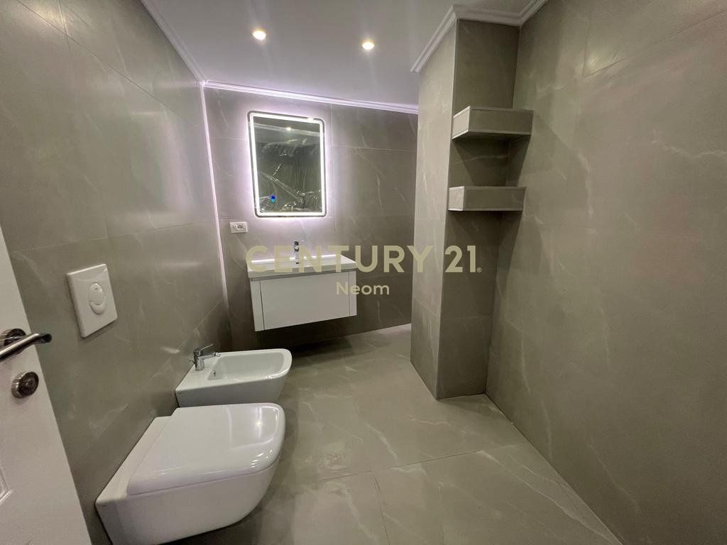 Affitto, attico moderno 2+1+2, Lago Secco! 1.000 € /Mese