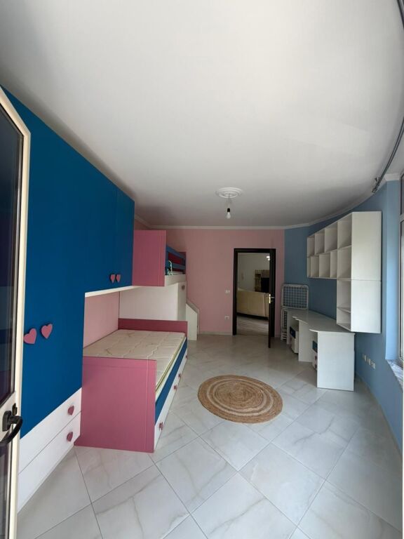 Apartament 2+1 per qera Grand Galeria Yzberisht !