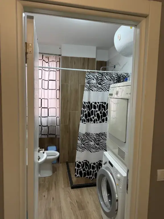 Affitto | Apartament 3 + 1 | Liqeni i Thatë | 550 €/mese