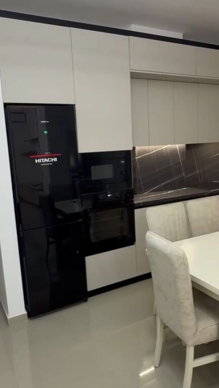 Apartament me qera 2+1