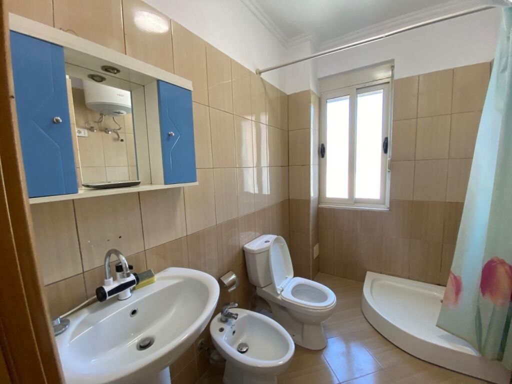 Shitet Apartament 2+1 📍 Fresk, pranë Ana Market