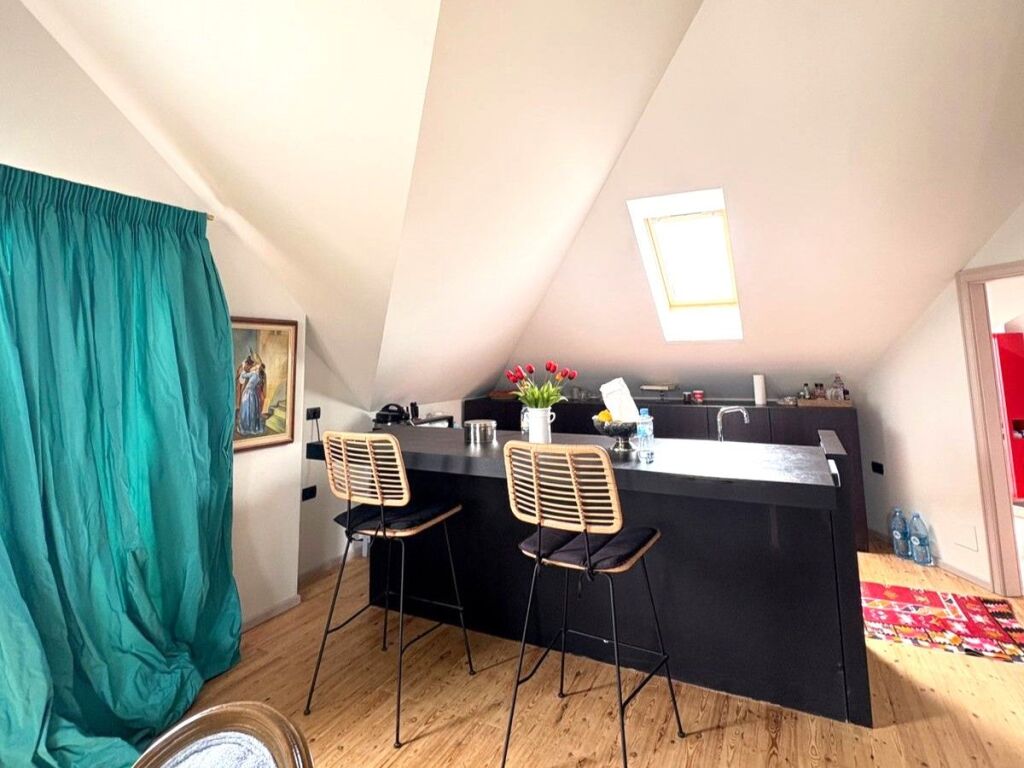 apartament 2+1 verande ne shitje tek rruga ilo mitke qafzezi pro1312.html
