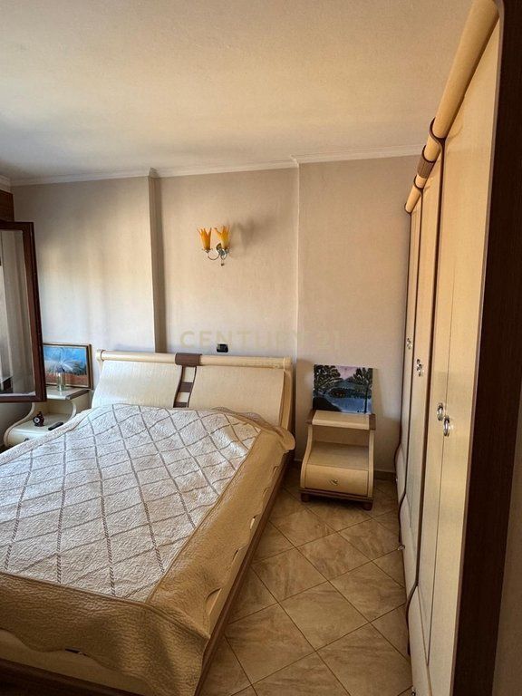 APPARTAMENTO 2+1+2 IN VENDITA VICINO ALL'AMBASCIATA AMERICANA, TIRANA! 226.000 €