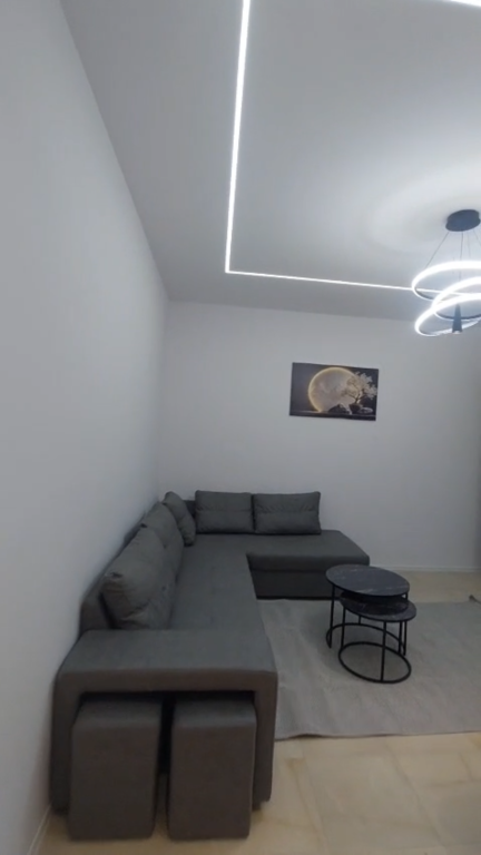 Shitet apartament ose jepet me qira-kodra e diellit