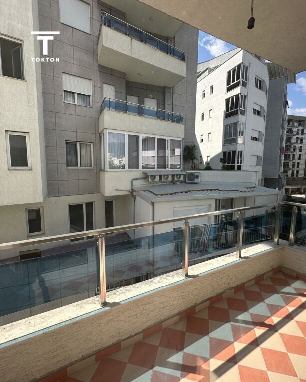 2+1,kompleksi mateo kopshti zologjik,225.000 euro