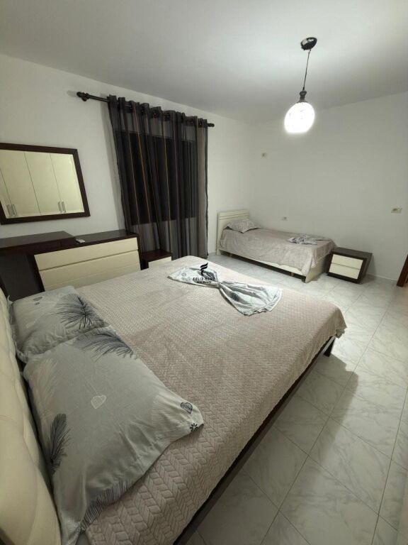 APARTAMENT ME QERA 1+1 ASTIR 50.000 LEKE FH-76355