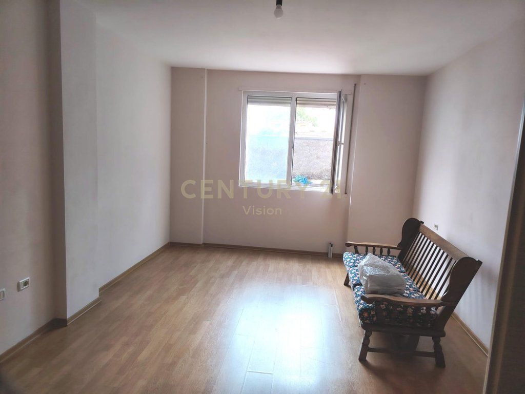 Apartment 1+1 for sale Center Shkodër | 80 m² 120,000 €