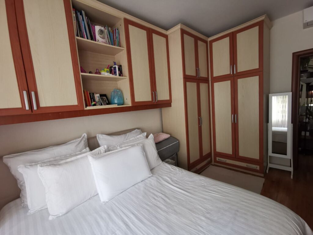 Shitet apartament 1+1 rruga Eduart Mano