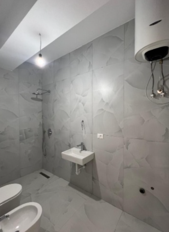 Shitet Apartament 1+1 – Kaimi