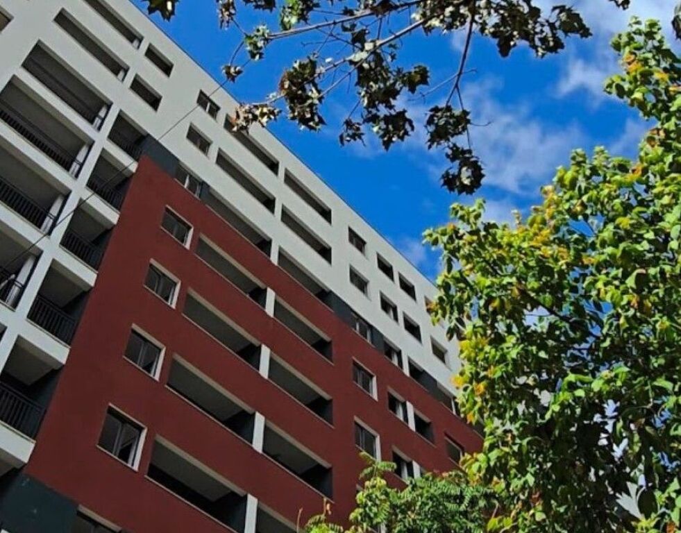🏢 Shiten 2 dyqane te Rezidenca Mirabella, Oxhaku