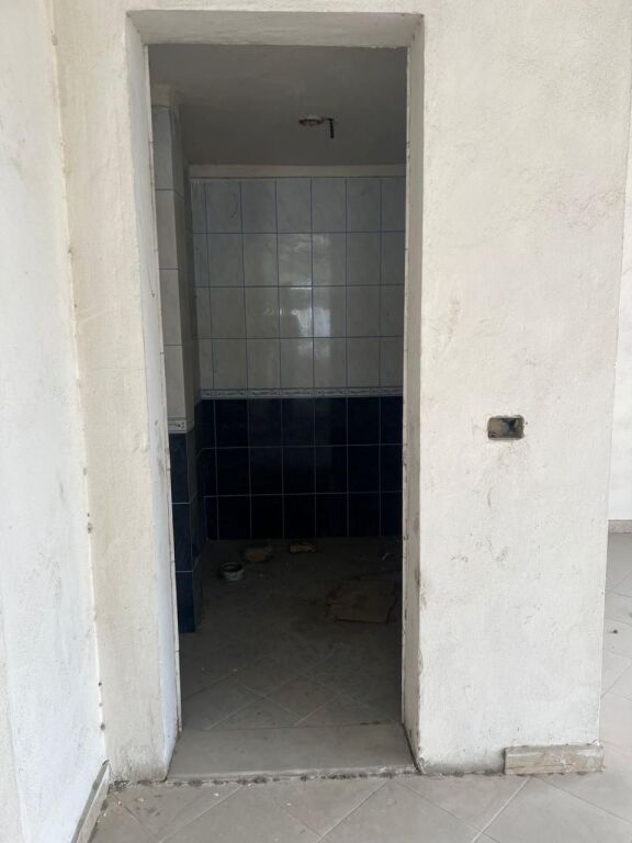 Me qera: Ambient Biznesi 📌Vlore - Perballe Spitalit || 200m² || Cmimi me marreveshje