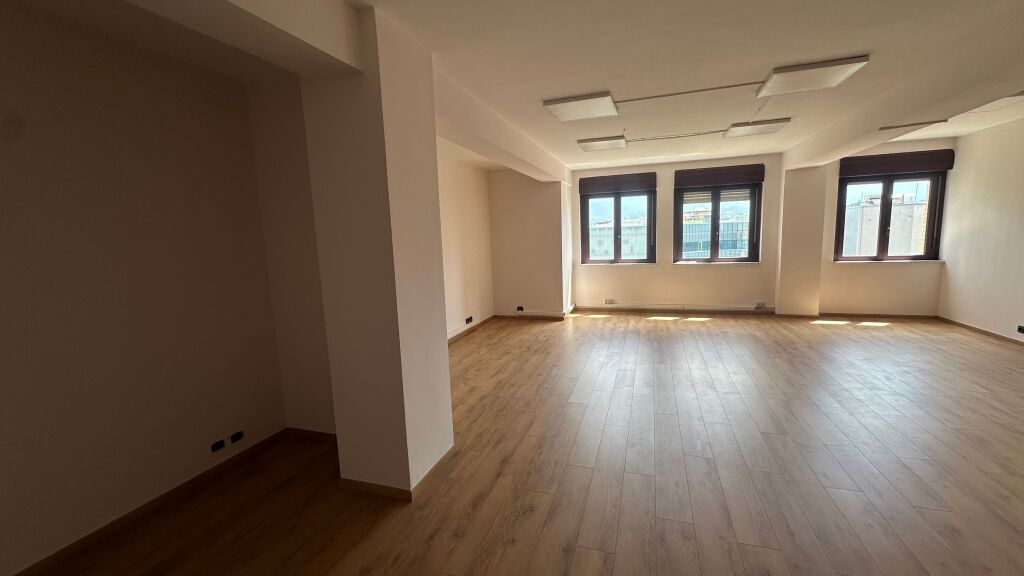 For rent in the center TR