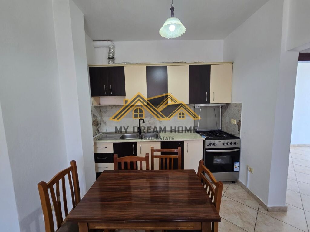 JEPET ME QERA APARTAMENT 2+1 NE LAGJIA 17 DURRES !