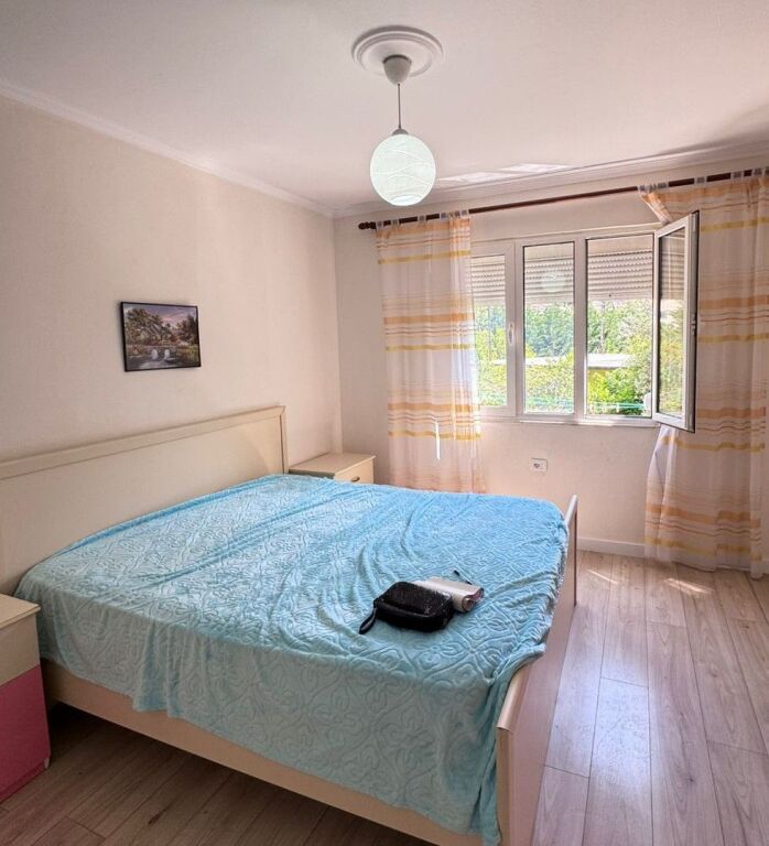 🏡 Vendesi in vendita 1+1 in Via Irfan Tomini