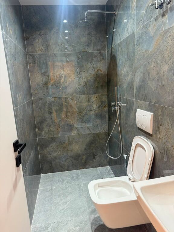 Shiten 3 apartamente 1+1,Mozaiku i Tiranës
