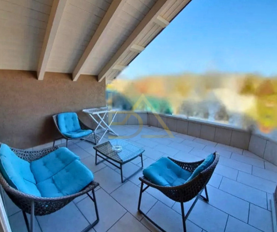 Affittasi Villa di Lusso – Mjull Bathore, TEG, Tirana