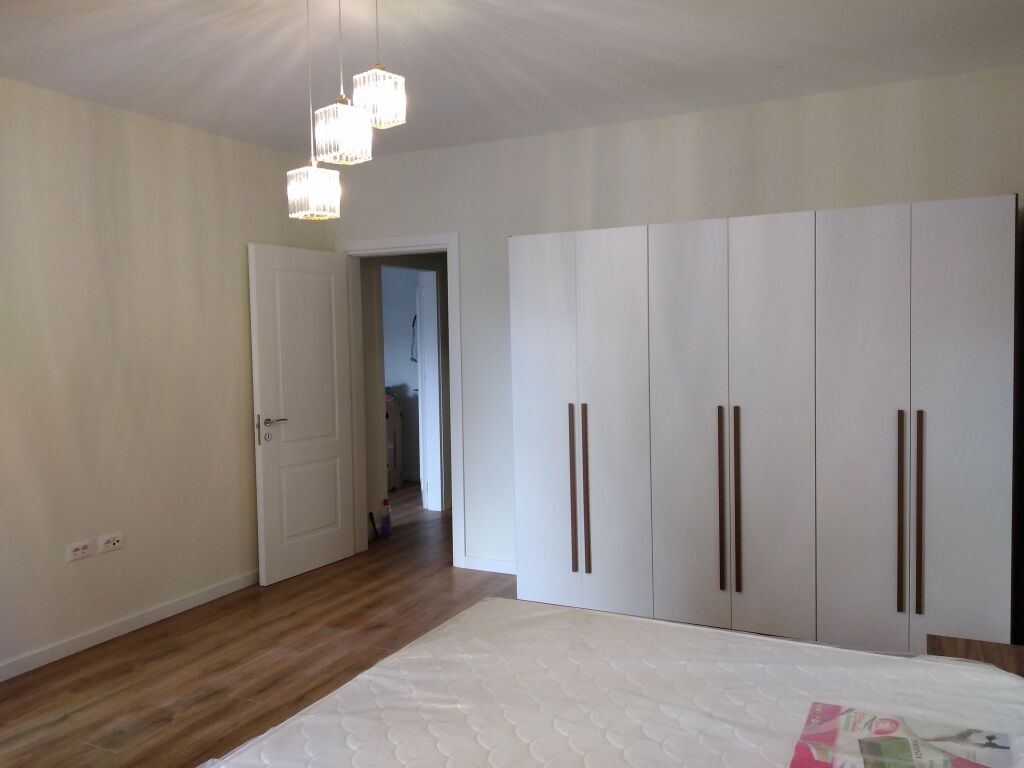 Apartament në shitje Qendër, Korçë
