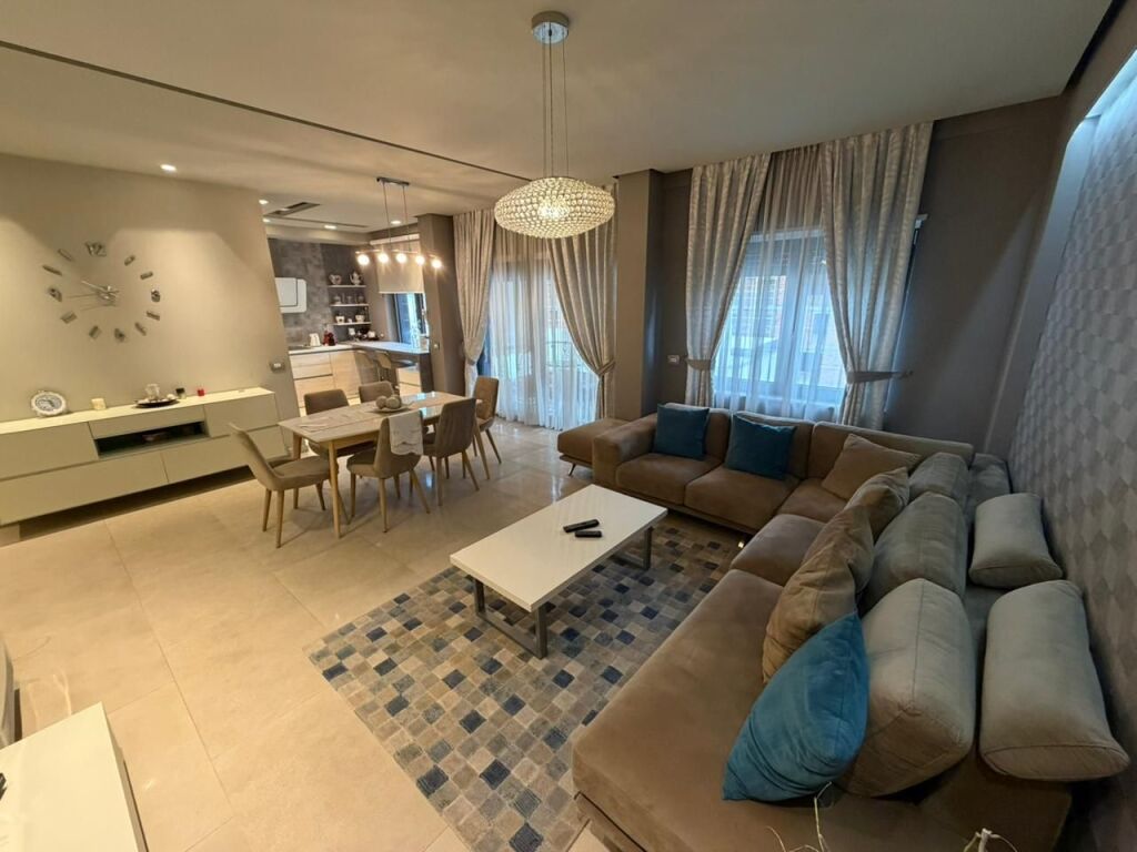 📣 SUPER RENT Apartment 2+1 With 2 Bathrooms And 2 Balconies 📍 Zogu i Zi, Near Ring Center ✨ 💶 Price 1,100 Euro Gross