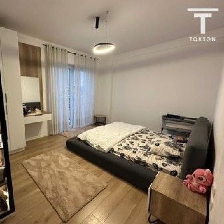 IN VENDITA, APPARTAMENTO 2+1, VIALONE MADRE TERESA, KAMËZ