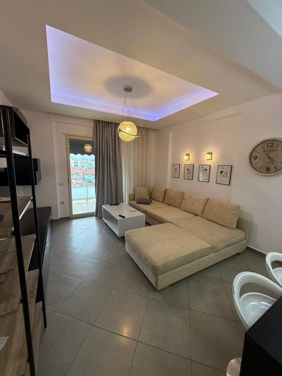 Appartamento 2+1 in affitto di fronte all'Ospedale Americano 3 .550 € /Mese