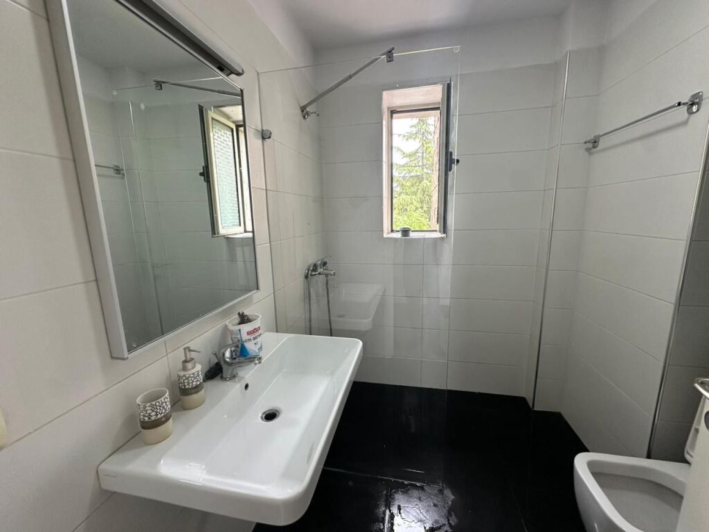 ‼️ Apartament 1+1 për Qira – Rruga e Elbasanit, Tiranë ‼️