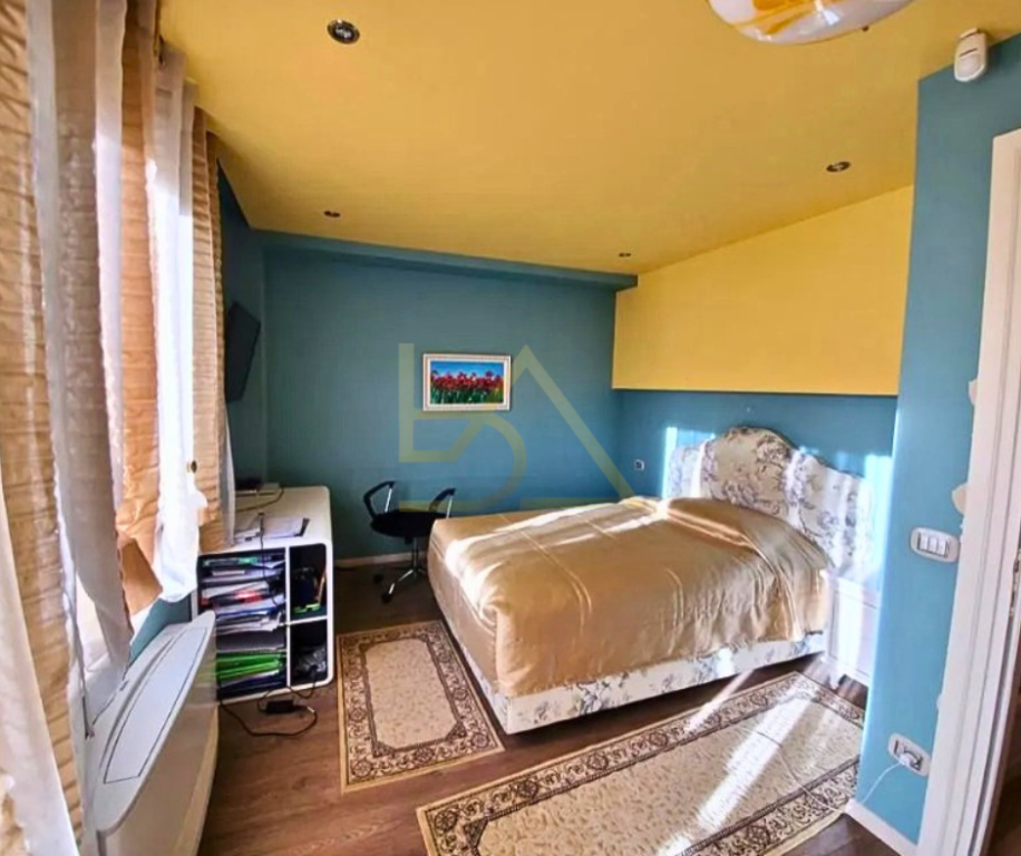 Affittasi Villa di Lusso – Mjull Bathore, TEG, Tirana