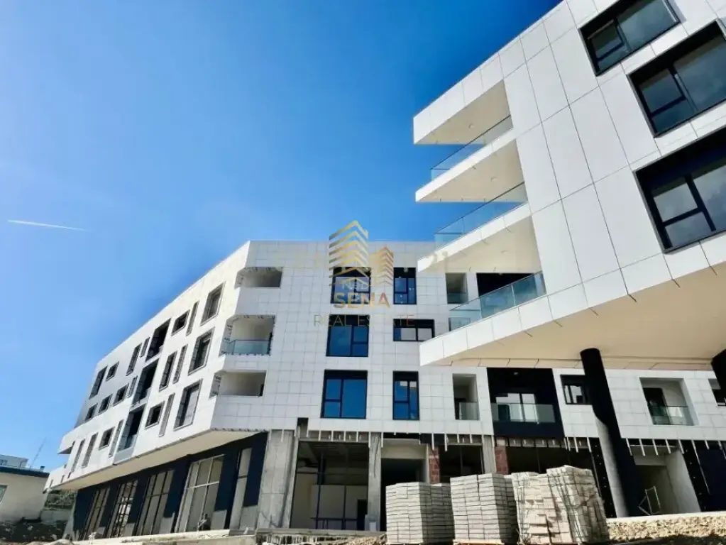 Rent, Business Premises, Open Space, Dry Lake, 320,000 Leke