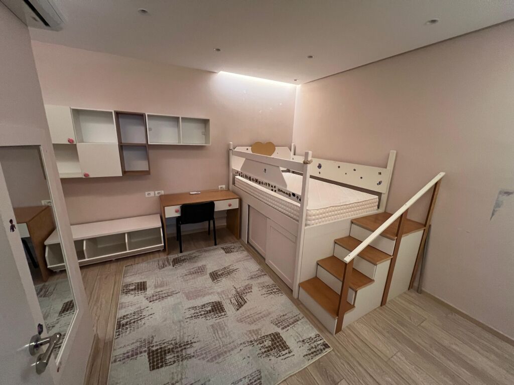 2+1, con parcheggio villa L, Astir, 550 mila lek