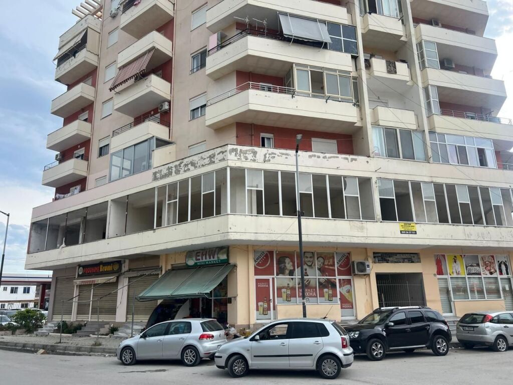Me qera: Ambient Biznesi 📌Vlore - Perballe Spitalit || 200m² || Cmimi me marreveshje