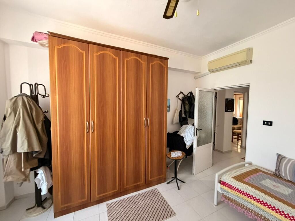 Shitet Apartament 2+1 + 2 Ballkone | Mbrapa Kryqit të Kuq, Durrës