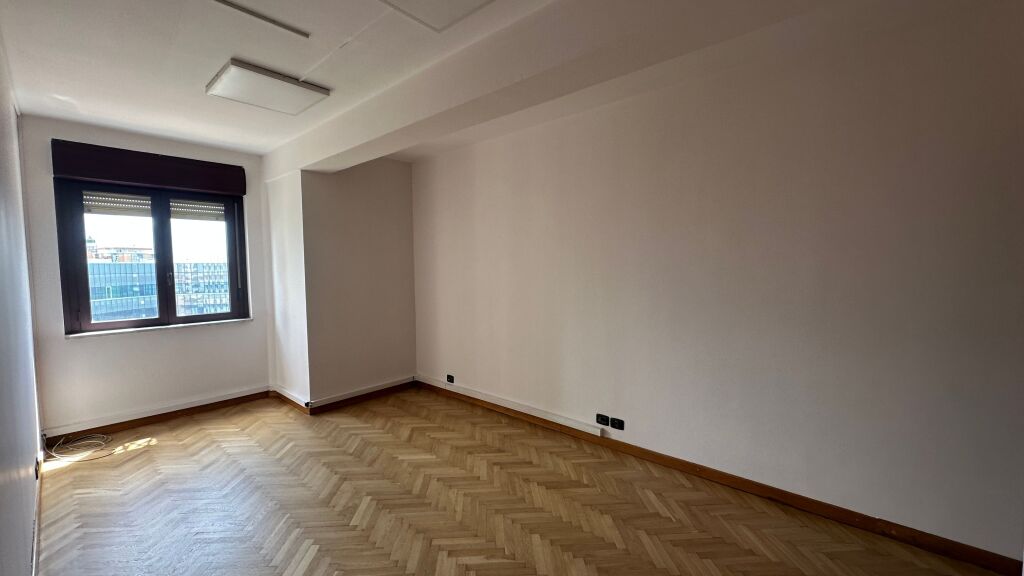 For rent in the center TR