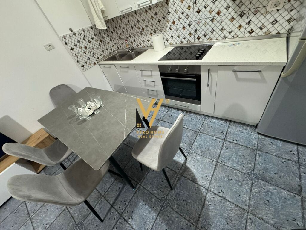 VENDESI CASA PRIVATA IN AFFITTO A DON BOSKO 55.000 LEKE